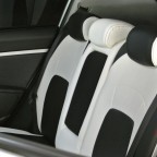 schwarz / weiße Sitzbezüge - Rücksitzbank